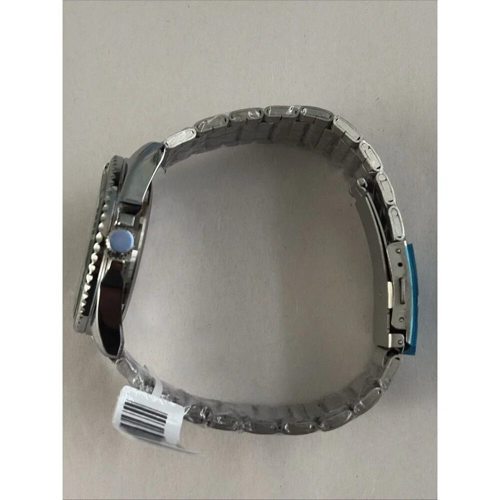 Invicta diver men